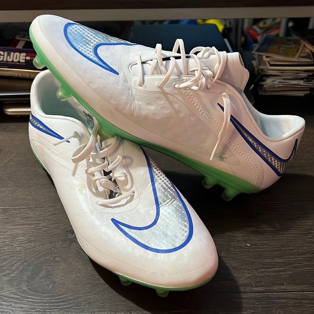 Womens Nike Hypervenom Phatal FG soccer Cleat